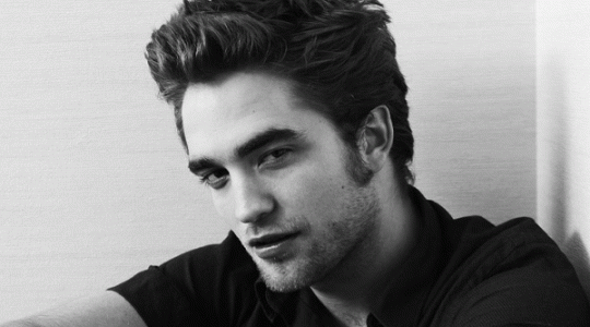 Robert Pattinson: Η ερωτική σκηνή που θα δείτε με την Kristen είναι γελοία!!