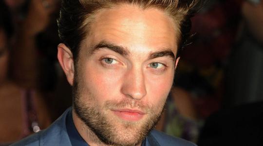 Robert Pattinson: “Θα μπορούσα να μείνω και σε κελί”