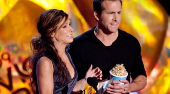 Sandra Bullock-Ryan Reynolds: To νέο ζευγαράκι του Hollywood?