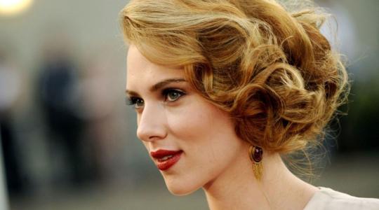 Δείτε την αισθησιακή Scarlett Johansson τελείως αμακιγιάριστη!