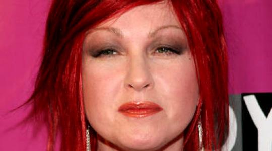 Η Cyndi Lauper ψήφισε…