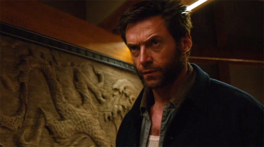 Ο Hugh Jackman ποζάρει για τον Wolverine