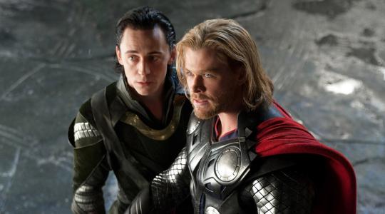 Ο Thor φταίει για τη κακοκαιρία λέει ο Tom Hiddleston