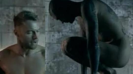 Ricky Martin-Boyzone: Τα γυμνά video clip αρέσουν…