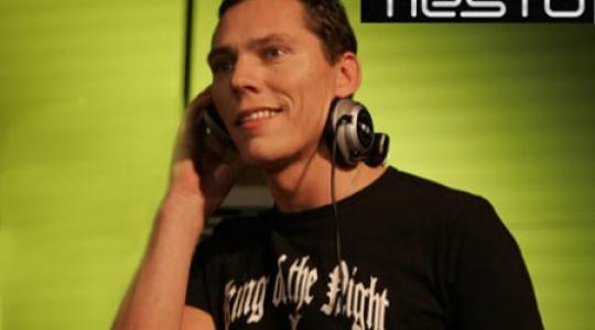 O Tiesto ετοιμάζει νέο remix δίσκο…