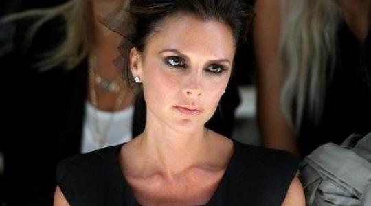 Ποια θα γίνει νονά της πρώτης κόρης της Victoria Beckham???