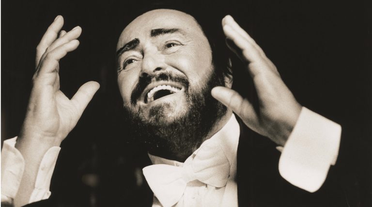 Ο Ron Howard μας πάει στην όπερα για το «Pavarotti»