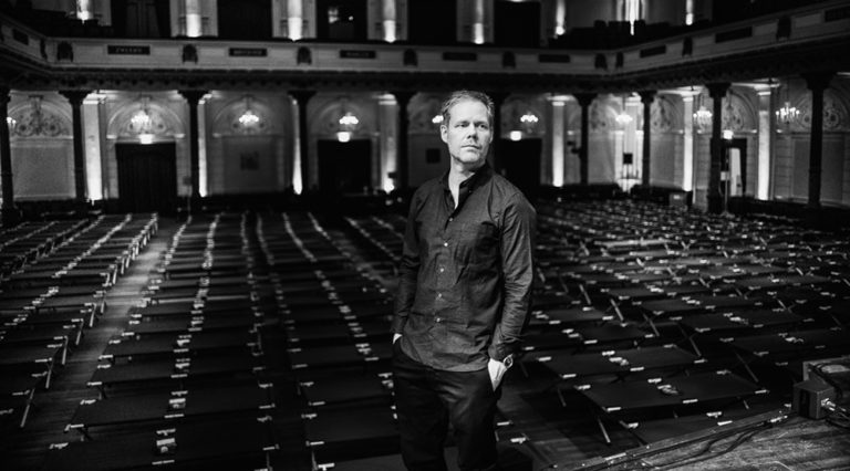 Πρώτη ματιά στο «Max Richter’s Sleep»