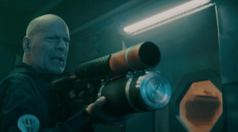 Ο Bruce Willis πολεμάει εξωγήινους στο «Breach»